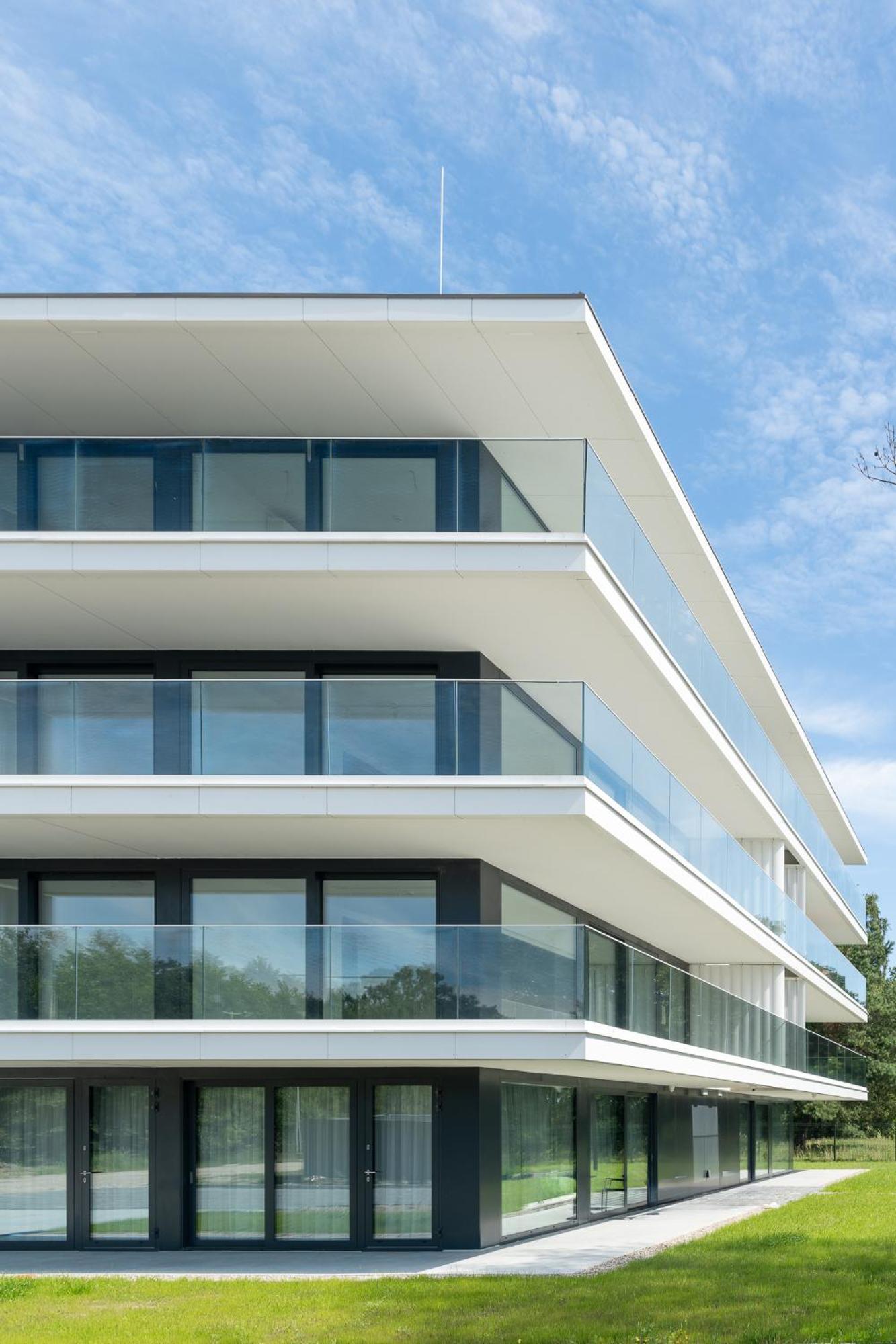 Sea & Lake - City Apartments Mielno  Luaran gambar